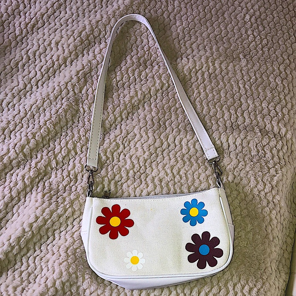 Flower shoulder bag
